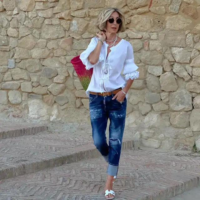 Acaban de llegar las sandalias "de vestir" a Skechers que se pondrán las mujeres 50+ con vaqueros porque son respetuosas y perfectas para caminar