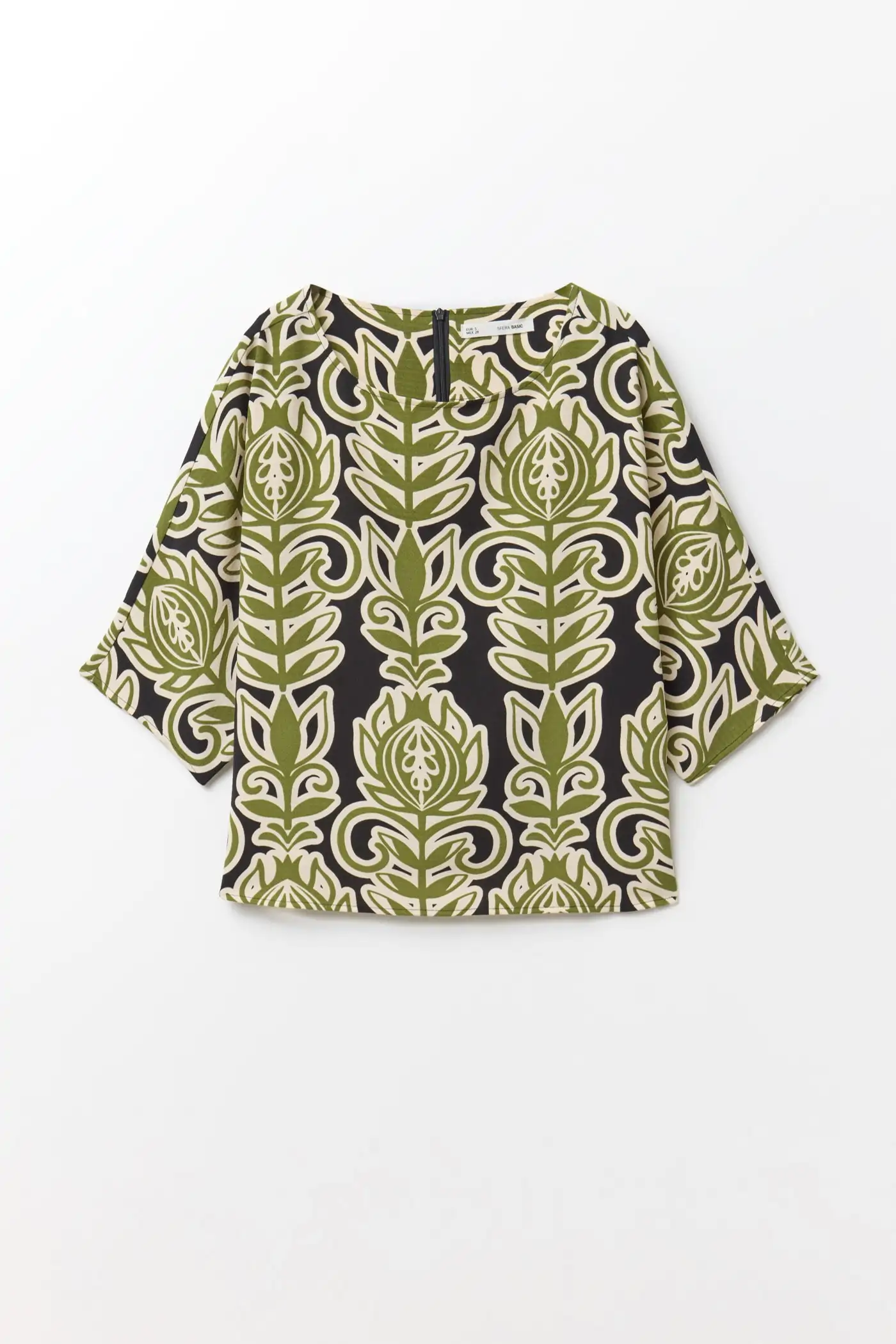 Blusa manga japonesa