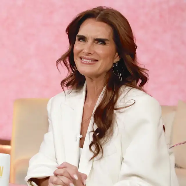 Ana Espejo, peluquera, sobre los cortes de pelo que quitan años: "Si quieres aparentar menos edad, déjatelo crecer"