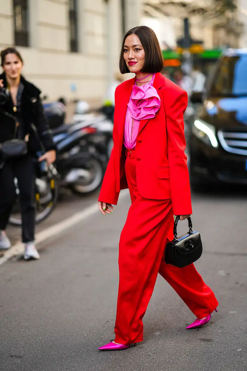 traje