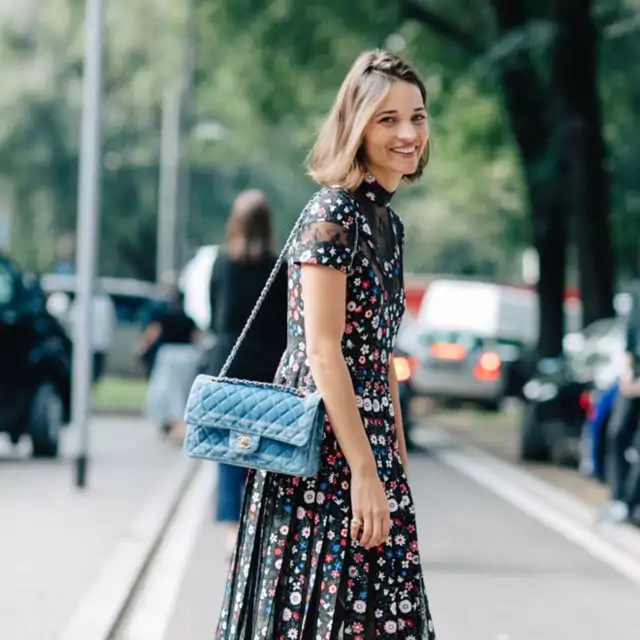8 cuñas de Zara elegantes que no son muy altas: cómodas para llevar con vestido en verano