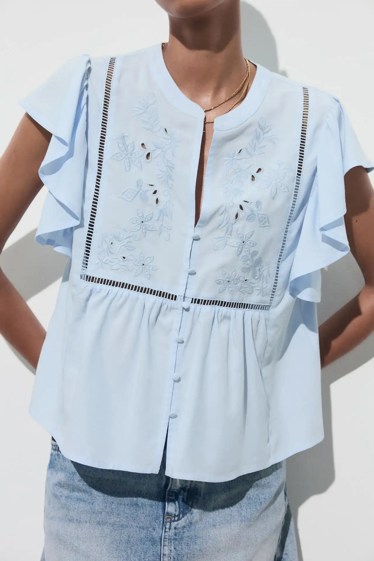 BLUSA