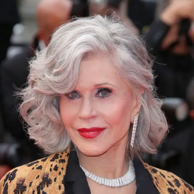 Jack Martin, peluquero de Jane Fonda (86 años): “Para llevar el pelo gris uniforme, primero tenemos que dejar crecer las canas unos centímetros” 
