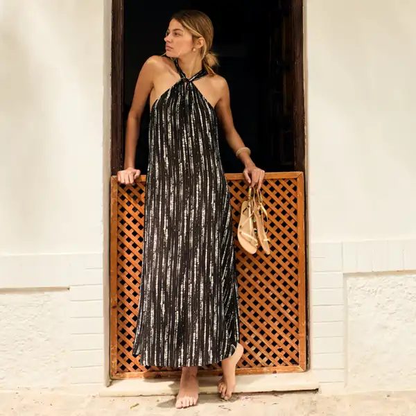 Vestido con escote halter