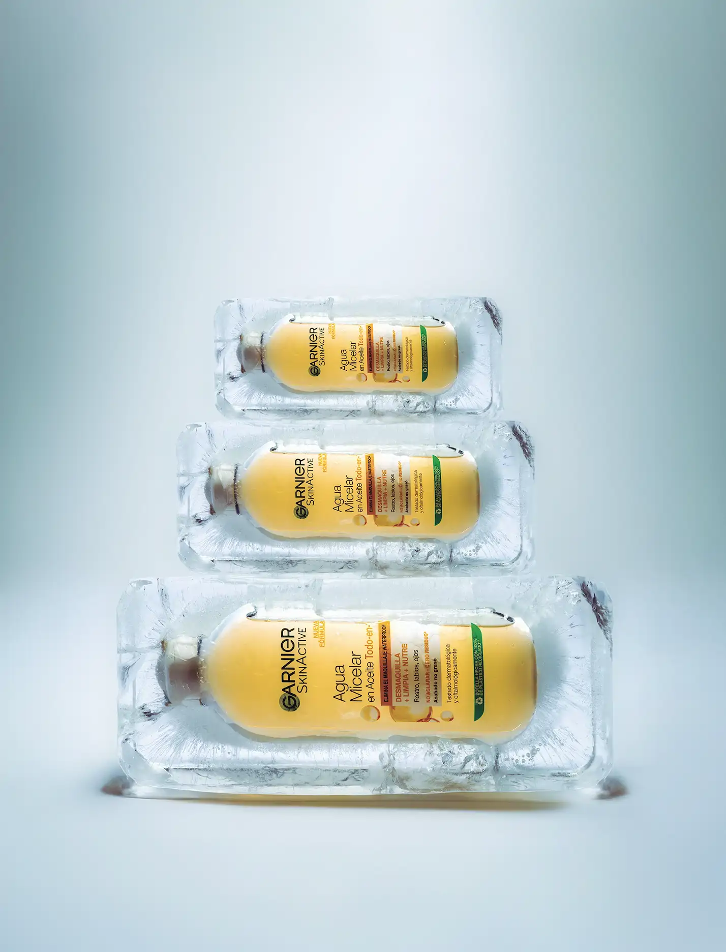 Agua micelar bifásica con aceite, de Granier
