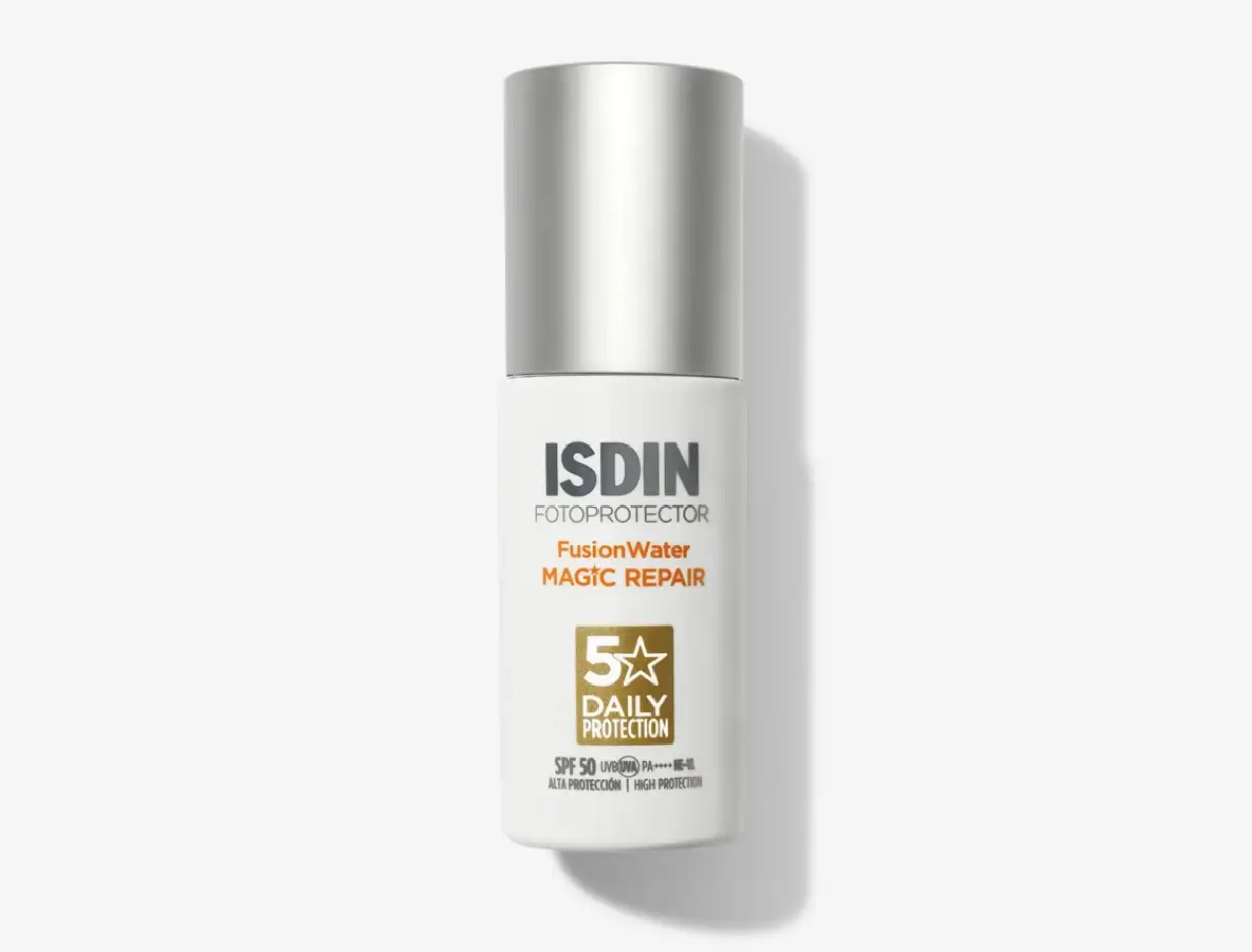 ISDIN - Foto Protector Magic Repair Fusion Water SPF 50 