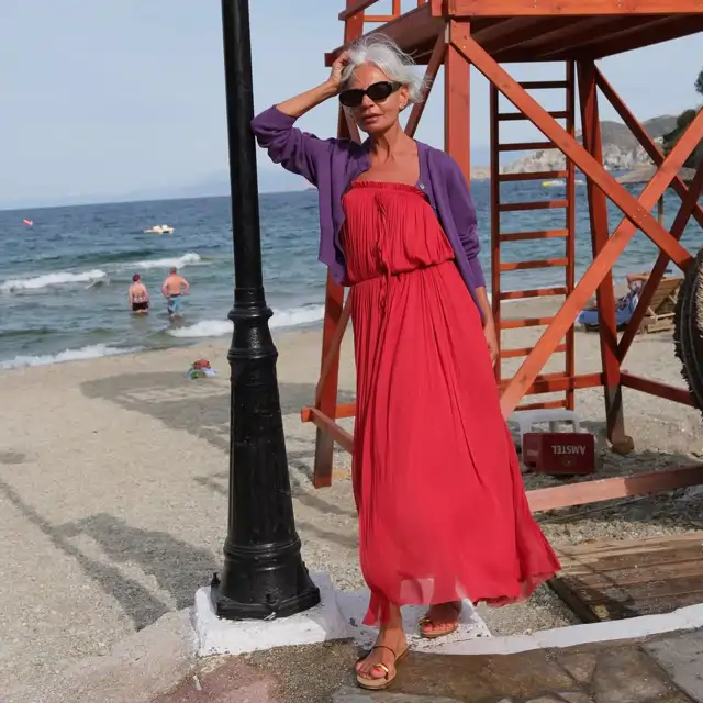 Adiós, chanclas: estas sandalias doradas de Skechers son elegantes, respetuosas y cómodas para caminar kilómetros en verano