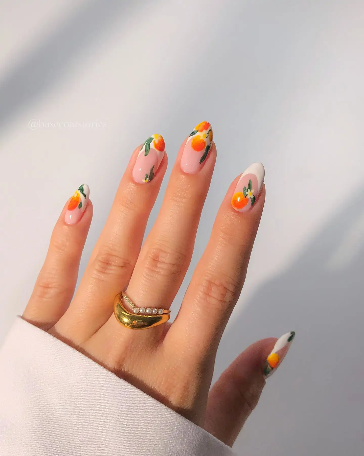 Uñas con motivos frutales