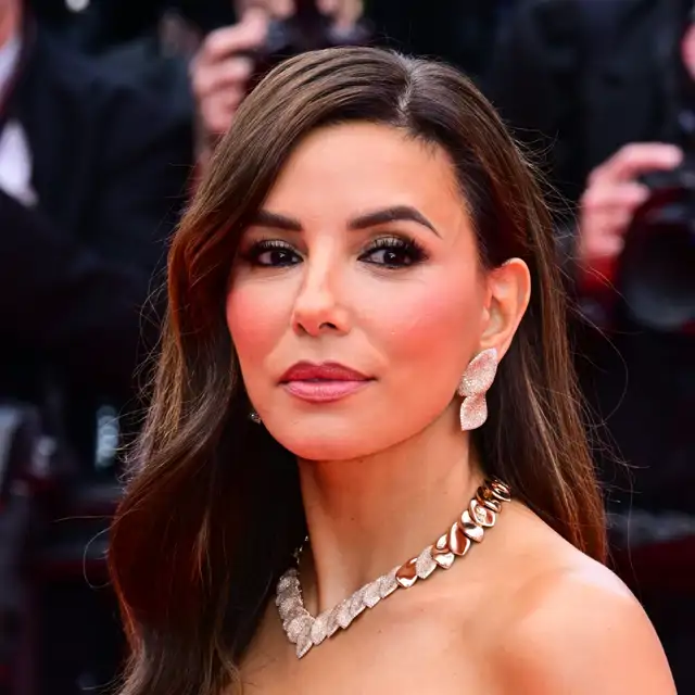 Harold James, maquillador de Eva Longoria, sobre cómo maquillar el ojo a los 50 años: “Para lograr un contraste más intenso, aplicamos eyeliner en la zona exterior del párpado"