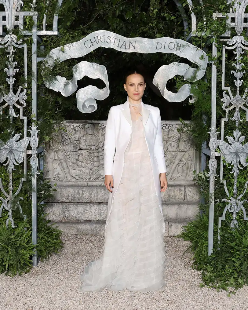 Natalie Portman en el desfile crucero de Dior 2026