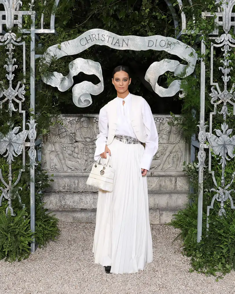 Victoria Federica Rosamunde Pike en el desfile crucero de Dior 2026