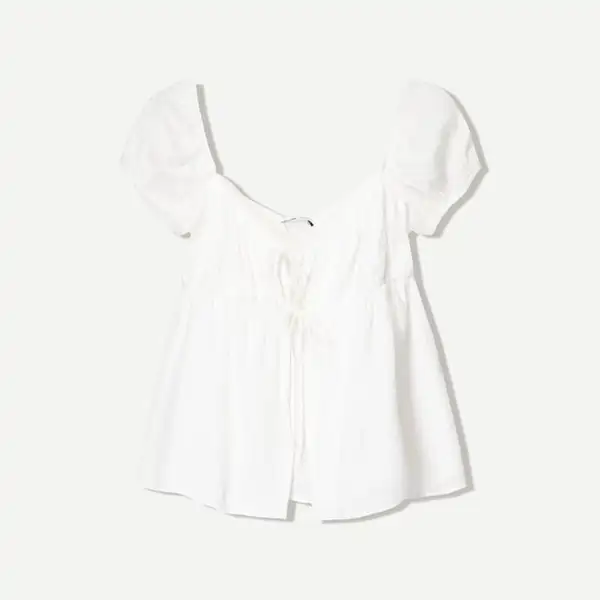 Blusa blanca de Bershka