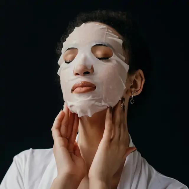 Qué ingredientes en una mascarilla facial son más beneficiosos según tu tipo de piel (VÍDEO)