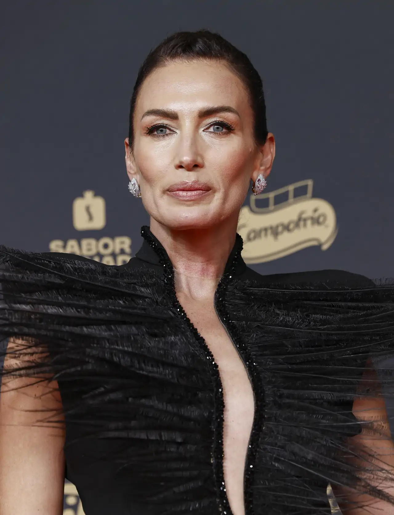 nieves alvarez