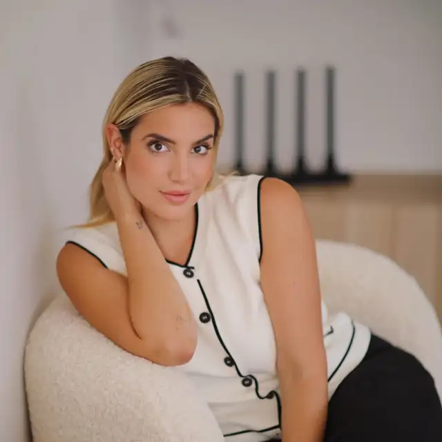 María Roberts, peluquera: "El pelo se lava a demanda. Hay gente que se lava el cabello una vez a la semana y le va bien"