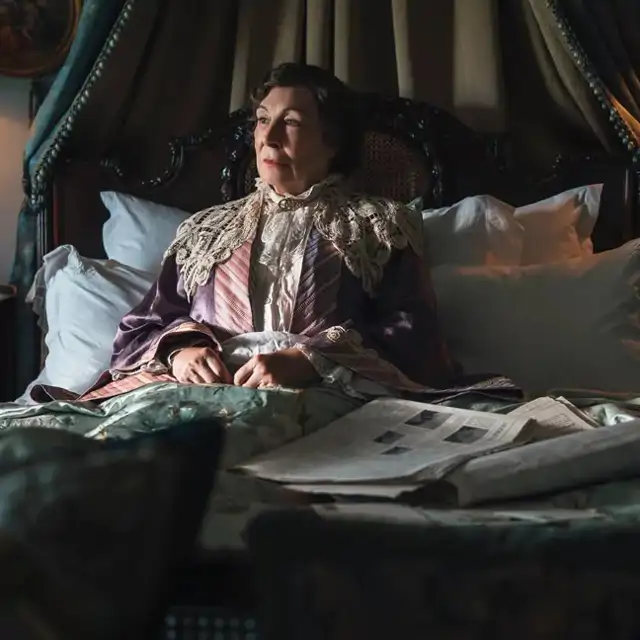 Esta serie de época súper emocionante ya es un éxito rotundo: engancha desde el minuto uno y enamora