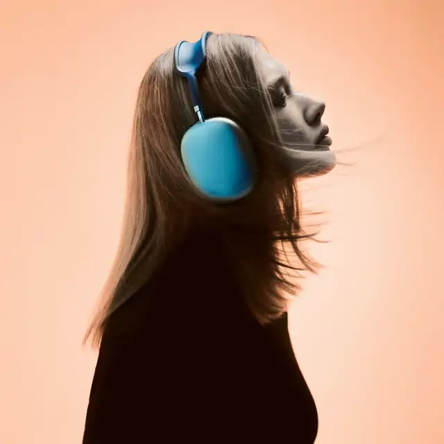 El número de julio-agosto de InStyle viene con unos auriculares de diseño muy elegantes