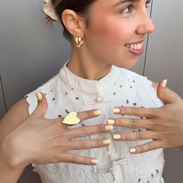 10 manicuras para uñas cortas en tendencia que querrás llevar este verano (VÍDEO)