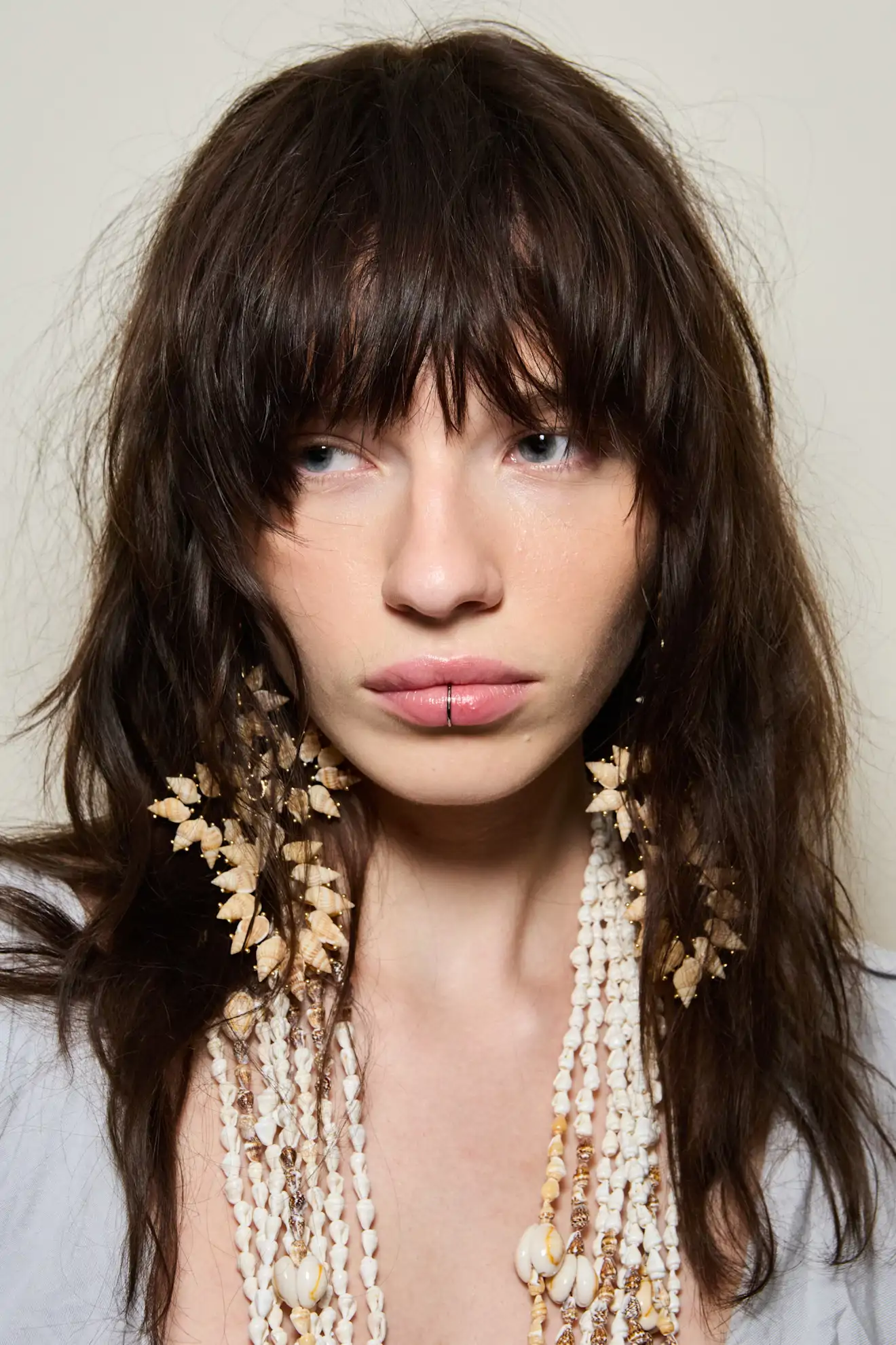 Melena larga capas con flequillo
