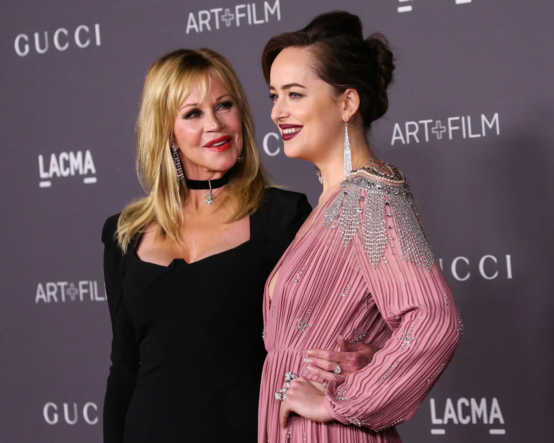 Dakota Johnson y Melanie Griffith