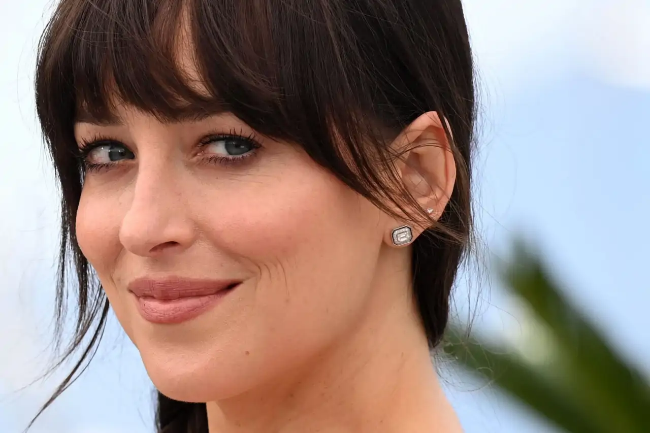 dakota johnson