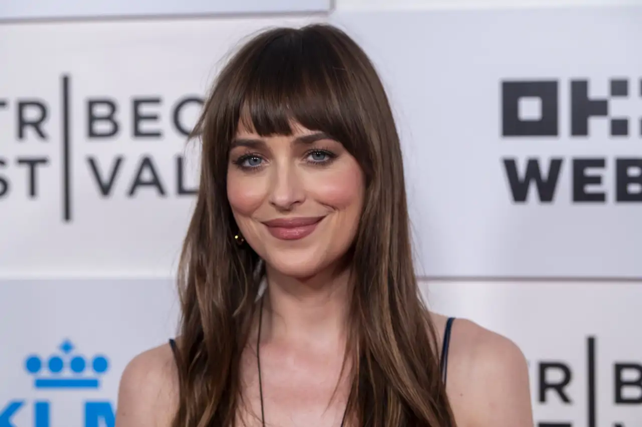 dakota johnson