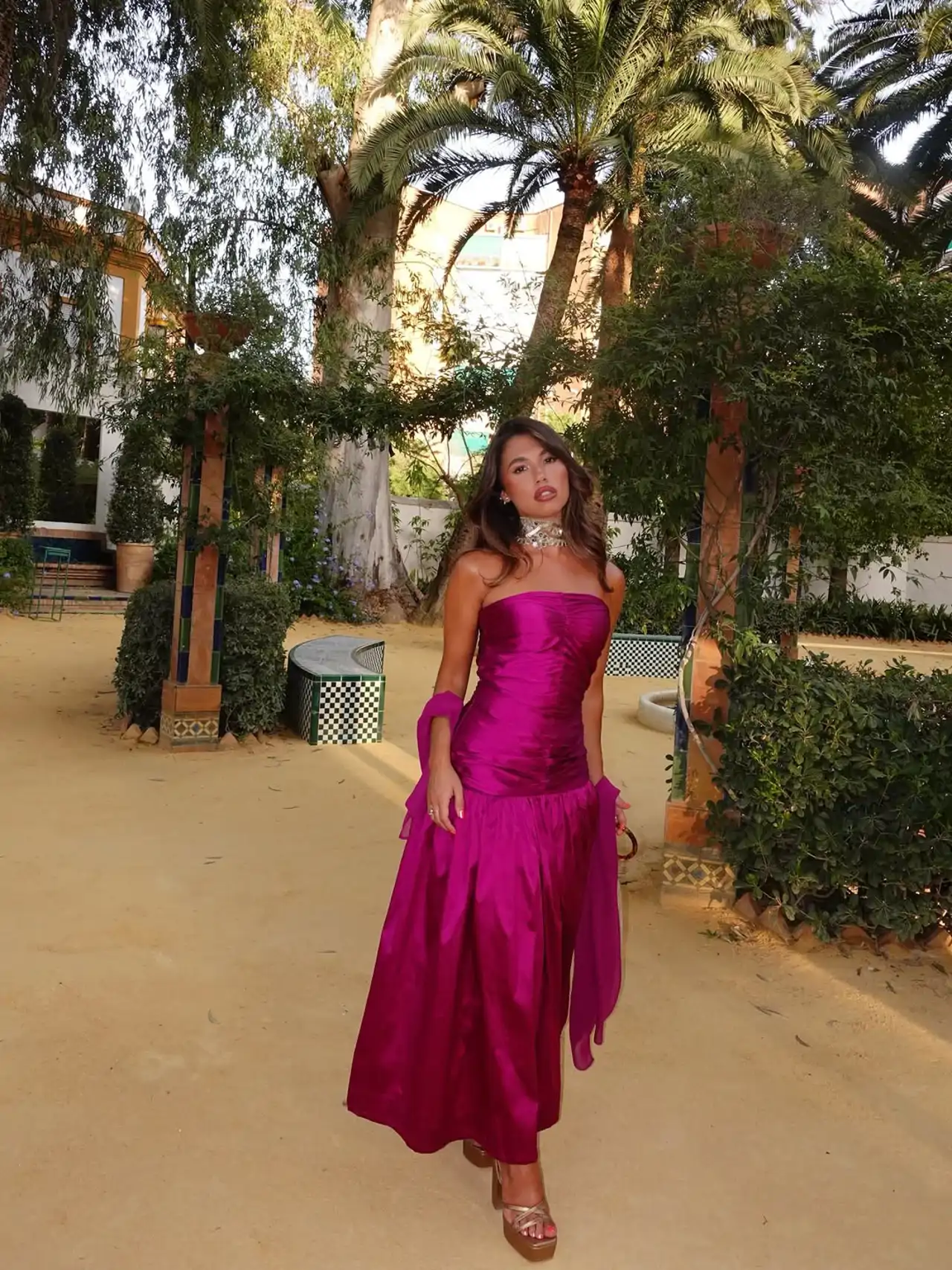 look invitada