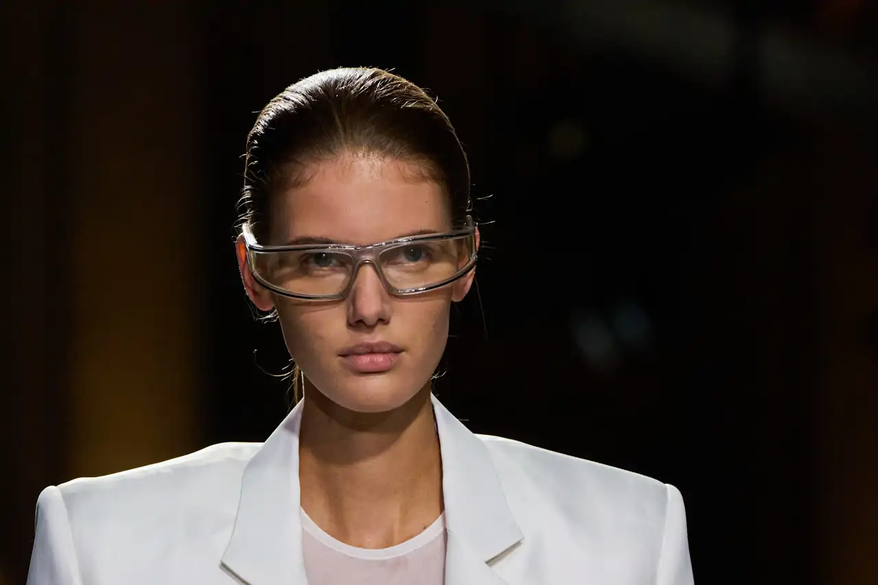 Victoria Beckham clp S25 017