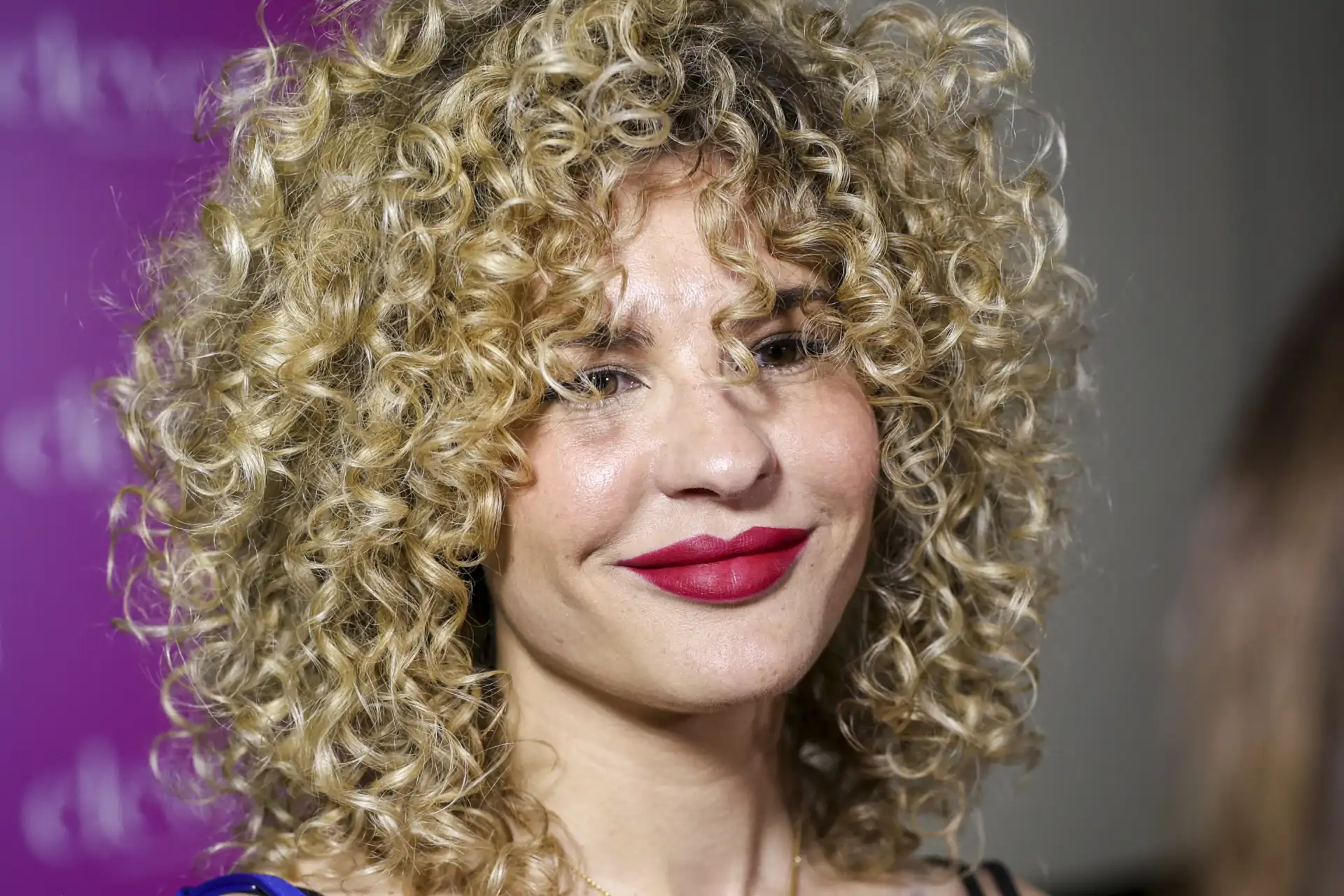 Sheila Casas_Curly Hair