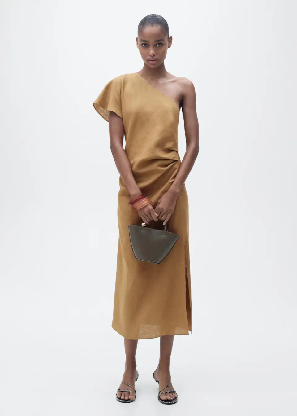 Vestido de lino asimétrico