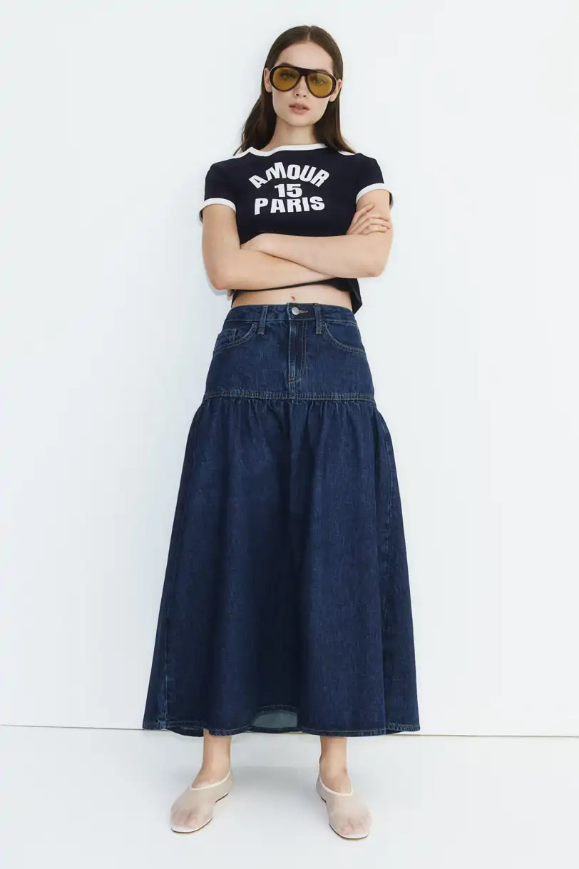FALDA DENIM CON VUELO