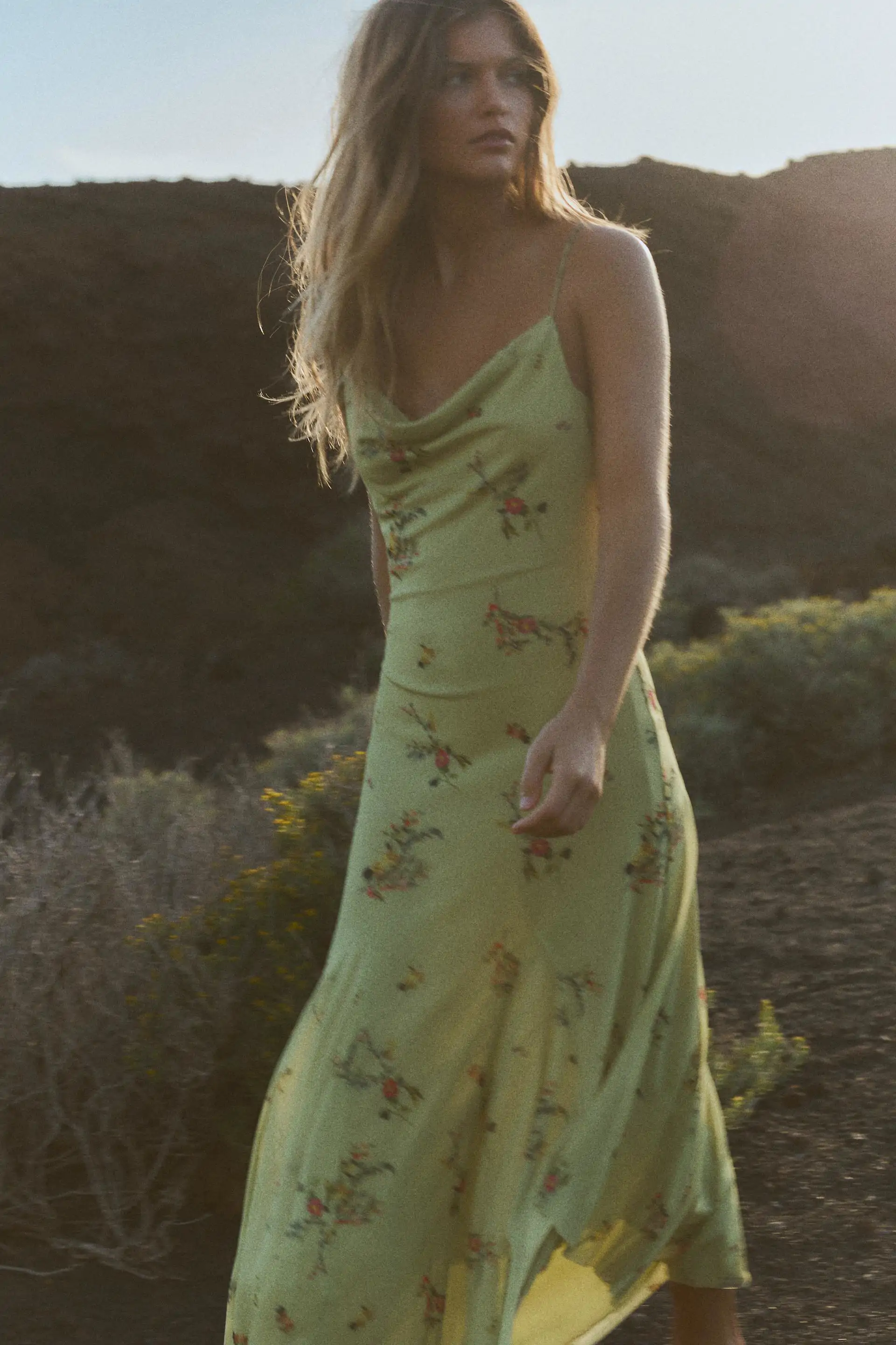 VESTIDO MIDI TUL ESTAMPADO