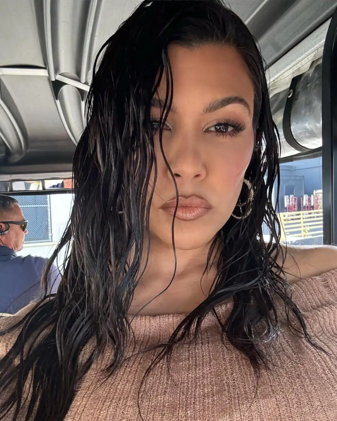 Kourtney Kardashian_hair