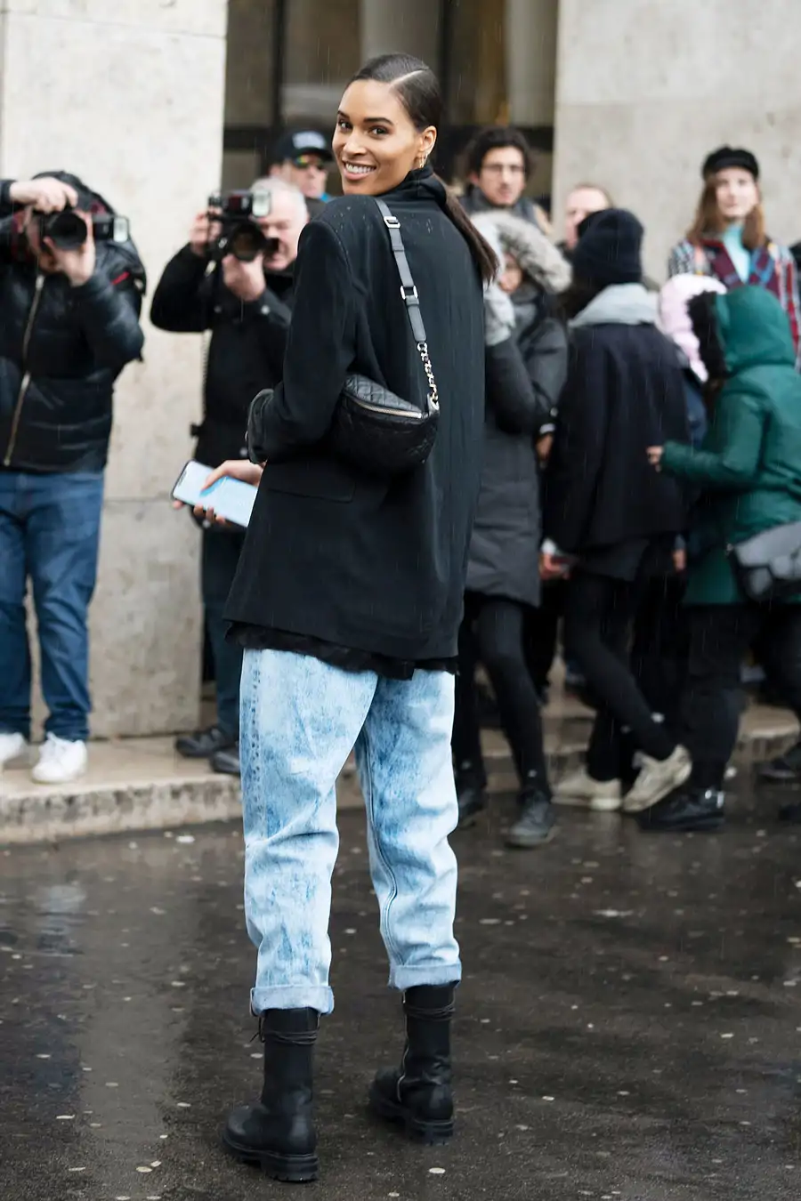 mejores-looks-para-lluvia-vaqueros-folded-up