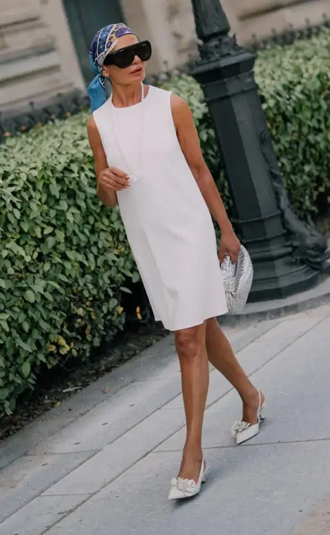 5 vestidos cortos holgaditos, frescos y versátiles de las rebajas de Zara perfectos para mujeres 60+
