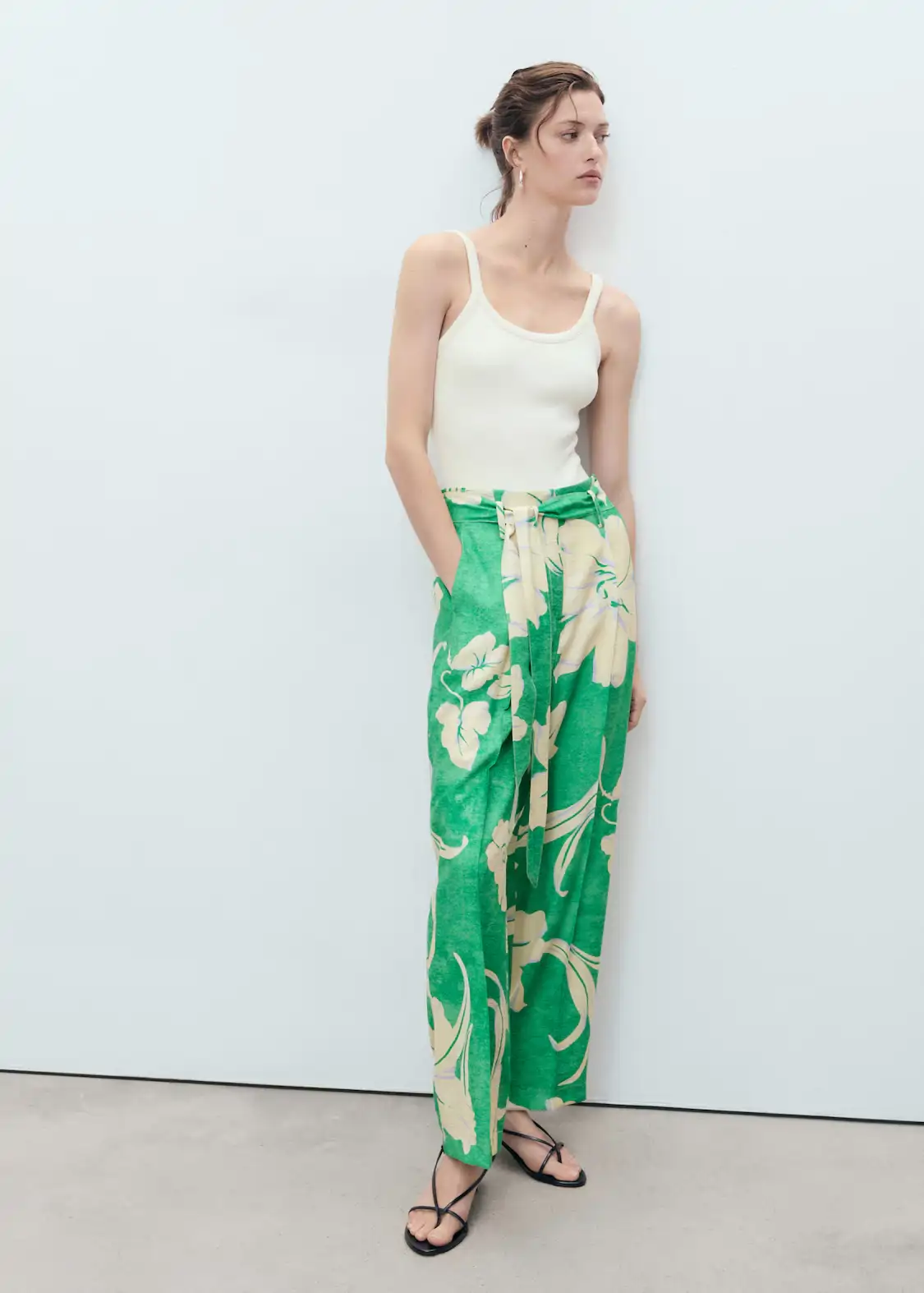 Pantalón nudo
