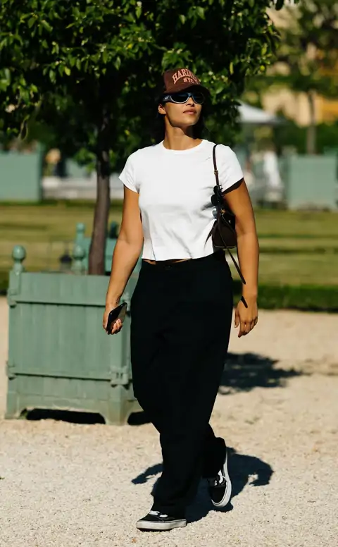 10 pantalones de Mango de nueva colección para ser la mejor vestida del verano: cómodos, fluidos y muy bonitos