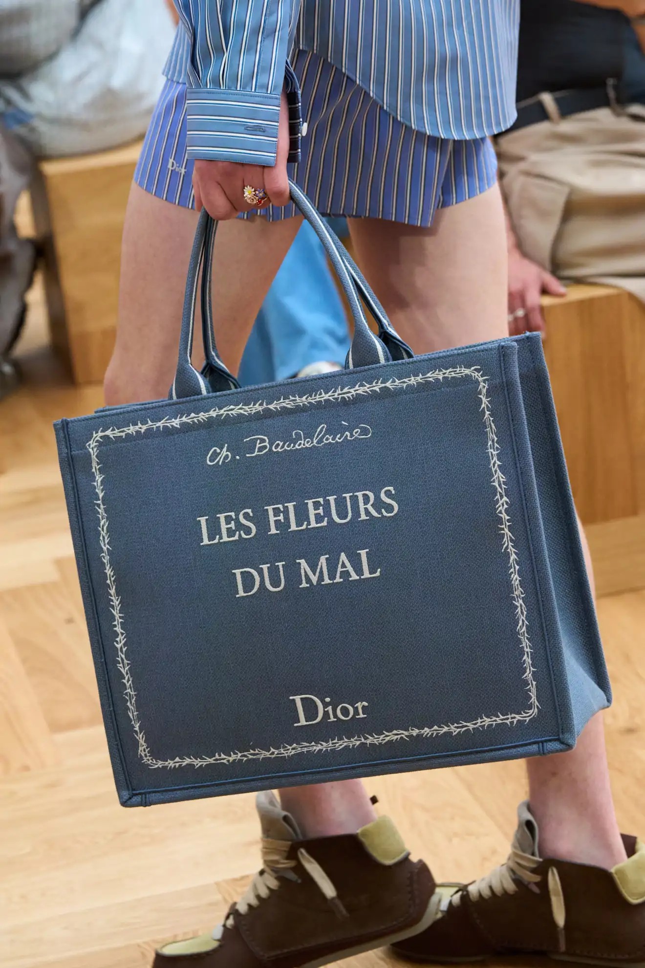 Tote book de Dior