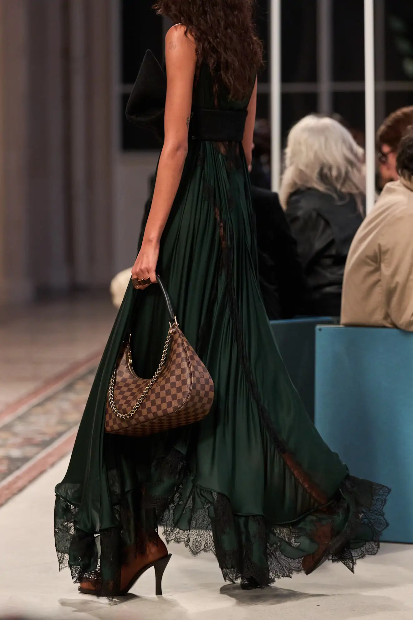 vestido negro