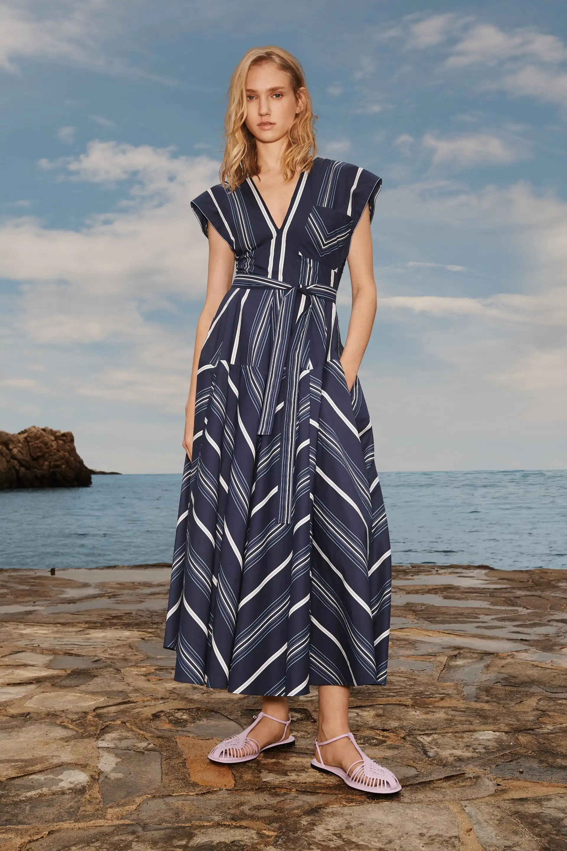 VESTIDO RAYAS GODETS LIMITED EDITION