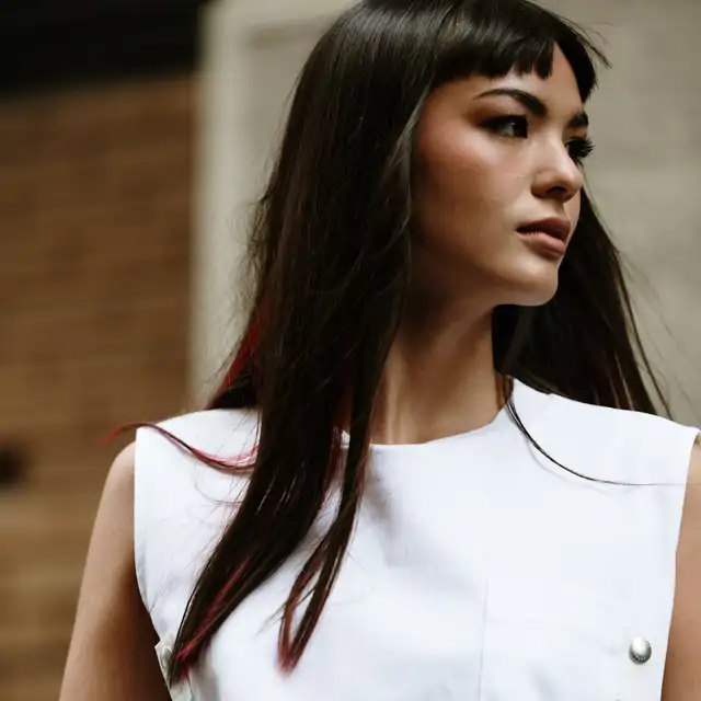 3 champús hidratantes con vitaminas para el cabello: por menos de 25 euros, recomendados para melenas apagadas y con efecto tratamiento profesional 