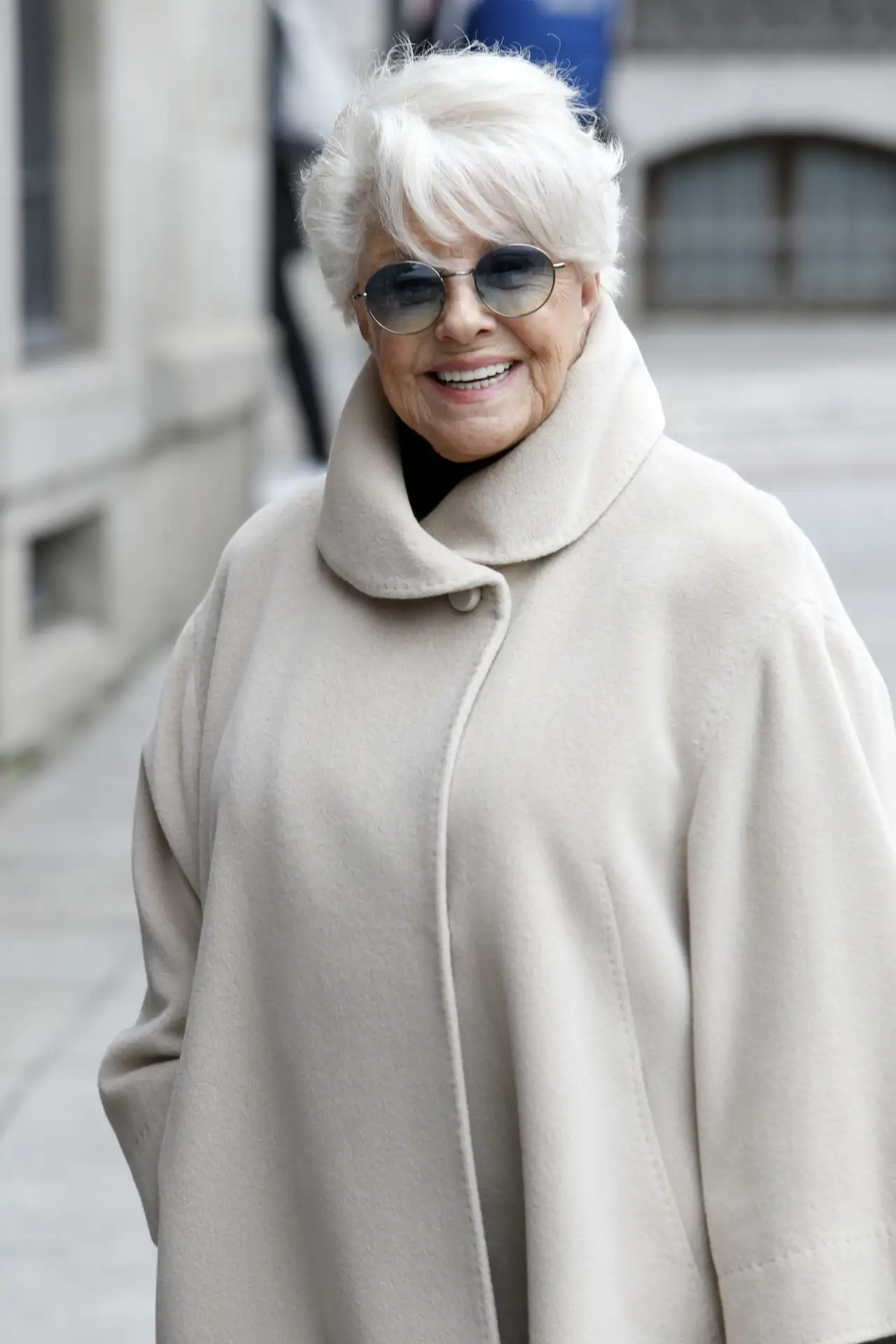 lola herrera canas