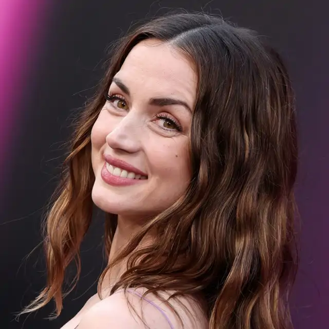 Ana de Armas (37 años): “Me encanta cuando me lavo el pelo por la noche. Me acuesto con él un poco mojado y por la mañana lo siento realmente limpio”