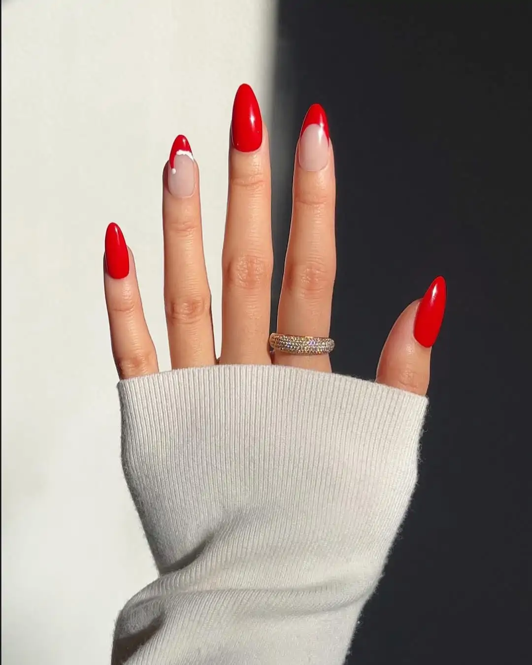 Los mejores diseños de uñas rojas para Navidad: elegantes y originales
