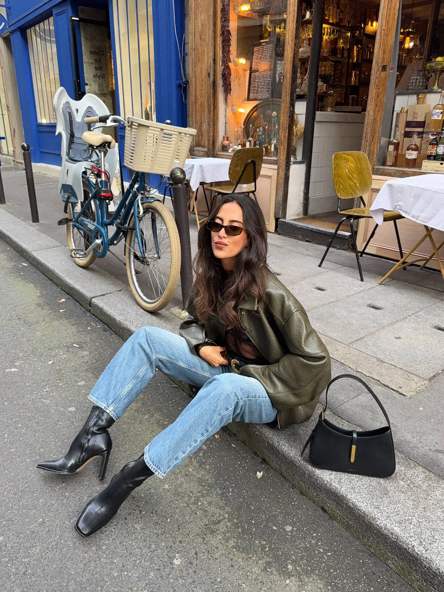 10 looks elegantes con vaqueros: ponibles y prácticos