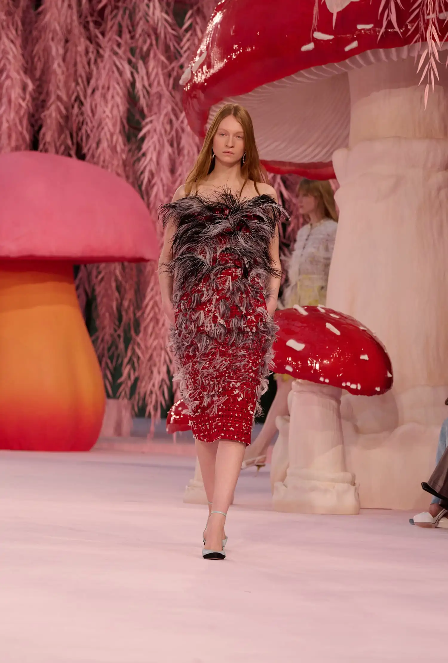 El debut de Matthieu Blazy en la Alta Costura de Chanel llena de ...